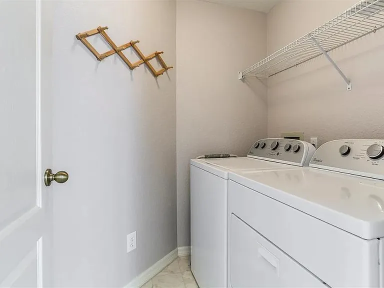 13093 Castle Harbour Dr #L10 — Photo 6