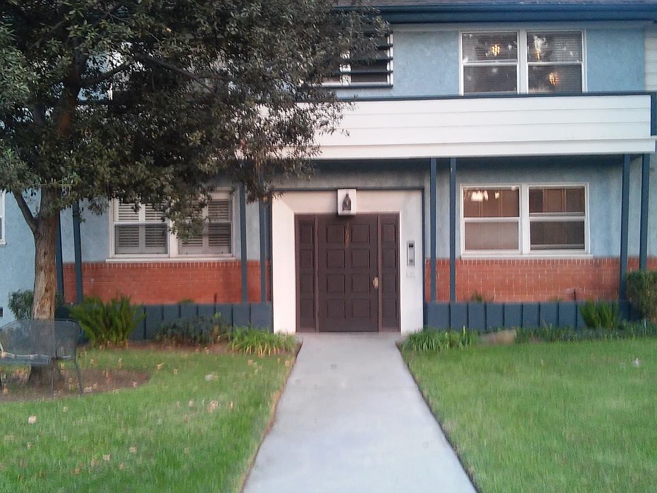 1st image of 3628 Kalsman Dr Unit 4