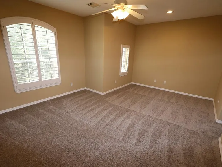 7102 Spring Run Ln — Photo 25