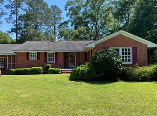 464 E 1st St, Luverne, AL 36049
