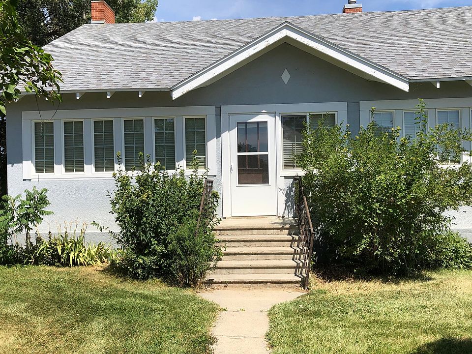 Front of house facing highway