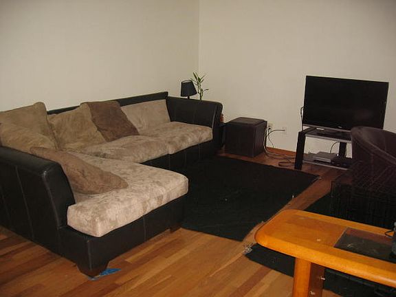 2nd image of 1442 Chippewa Dr