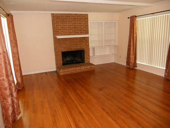 4th image of 101 Brookwood Dr
