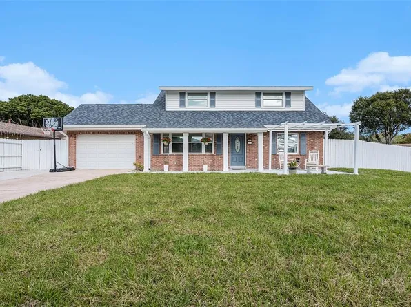 12311 Julia St, Seminole, FL 33772