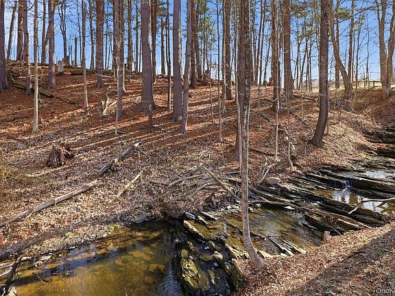 3rd image of 568 Sand Hill Road