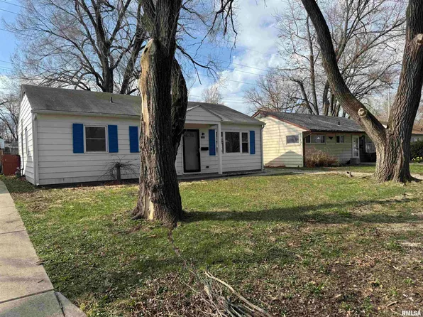 2418 E Wilshire Rd, Springfield, IL 62703