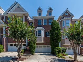 1049 Emory Parc Pl, Decatur, GA 30033