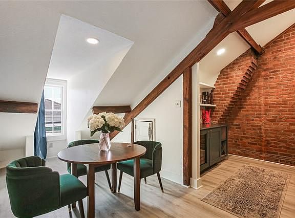 4th image of 1133 Royal St APT 4