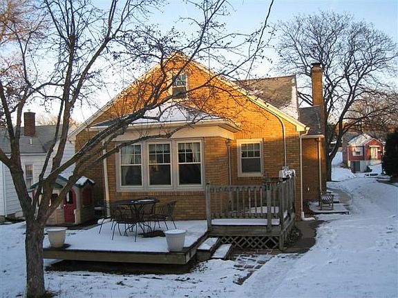 Rear View with Deck
