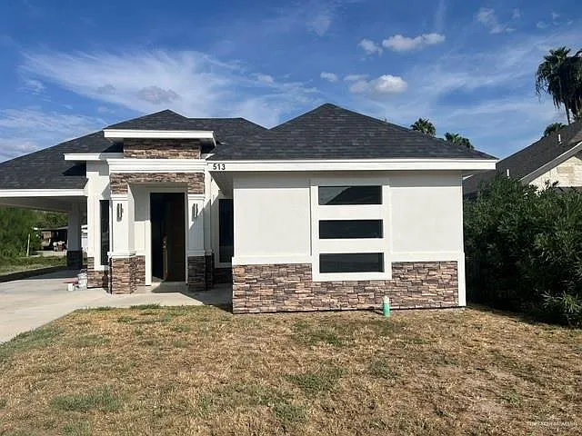 513 N Kika De La Garza Blvd