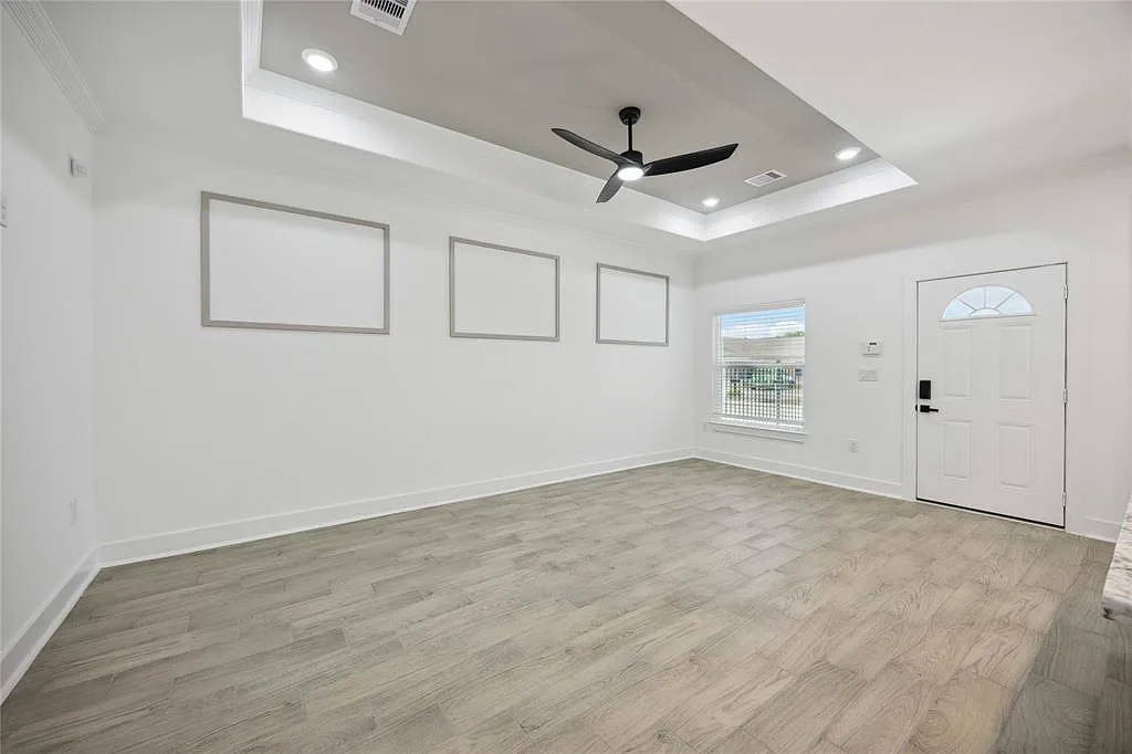 3 bed, 2.0 bath, 1265 sqft, $1,950 — Photo 4