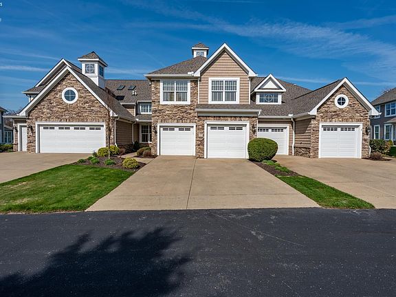 2nd image of 4439 E Harbors Edge Dr