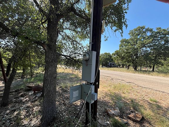3rd image of 775-776 Oak Point Dr