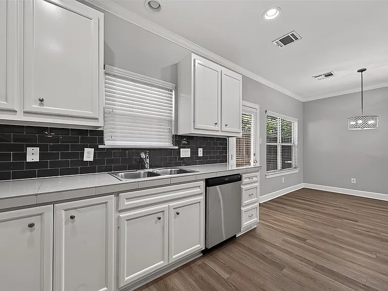 5951 S Loop E #38 — Photo 25