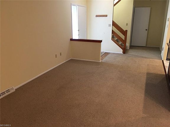4th image of 7615 Creekwood Dr #B26