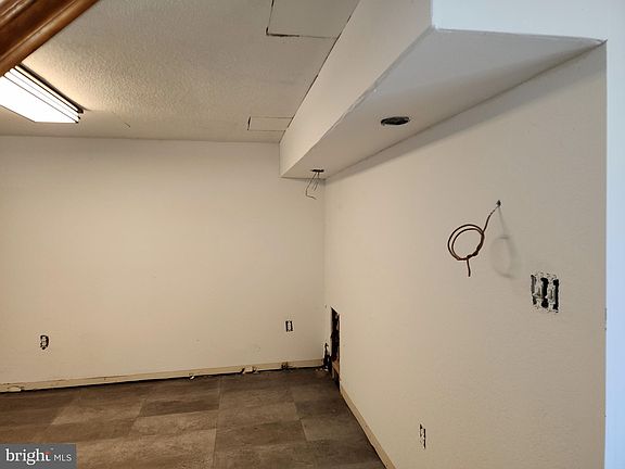 4th image of 21572 Mill Park Dr