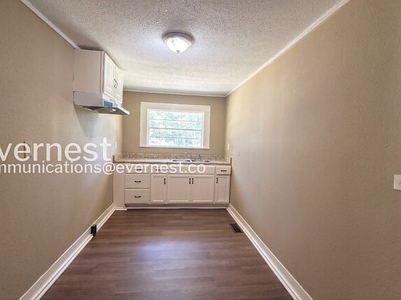 5th image of 3417 Park Ave SW