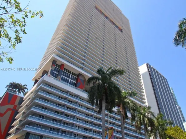 50 Biscayne Blvd APT 606, Miami, FL 33132