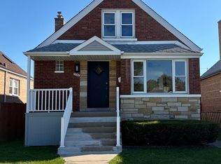 5745 S Sayre Ave, Chicago, IL 60638
