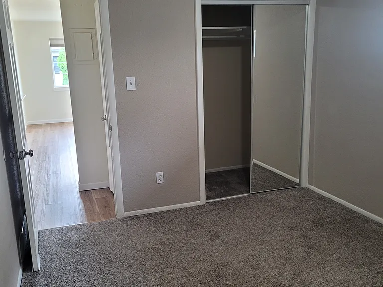 951 Tennyson St — Photo 11