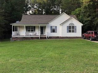418 Spaniel Ln, Clayton, NC 27520