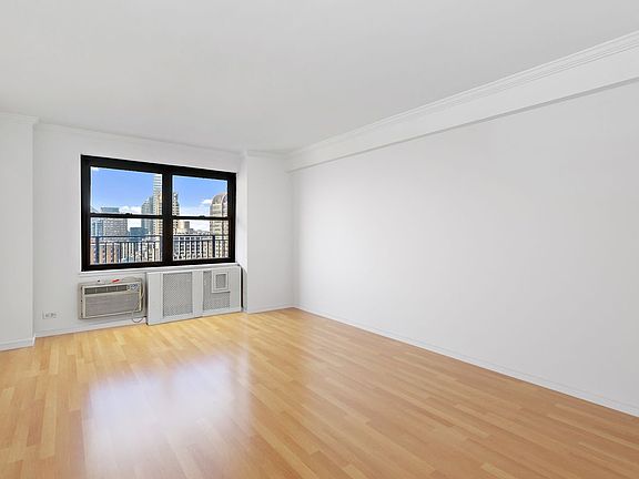 5th image of 205 W End Ave APT 22V