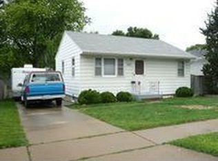 4713 Glenn Ave, Sioux City, IA 51106