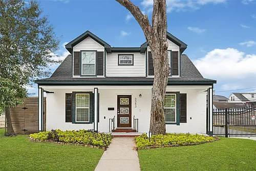 3343 Tampa St Photo 1