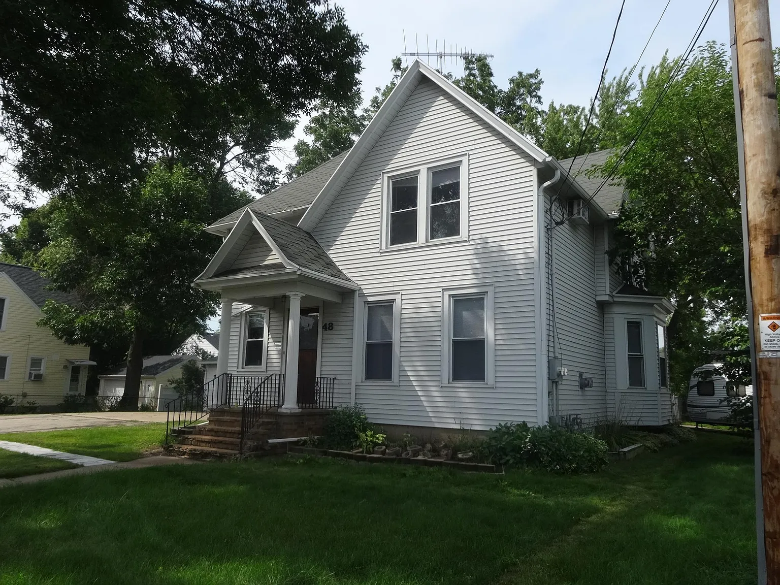 48.5 Sherman Pl — Photo 2