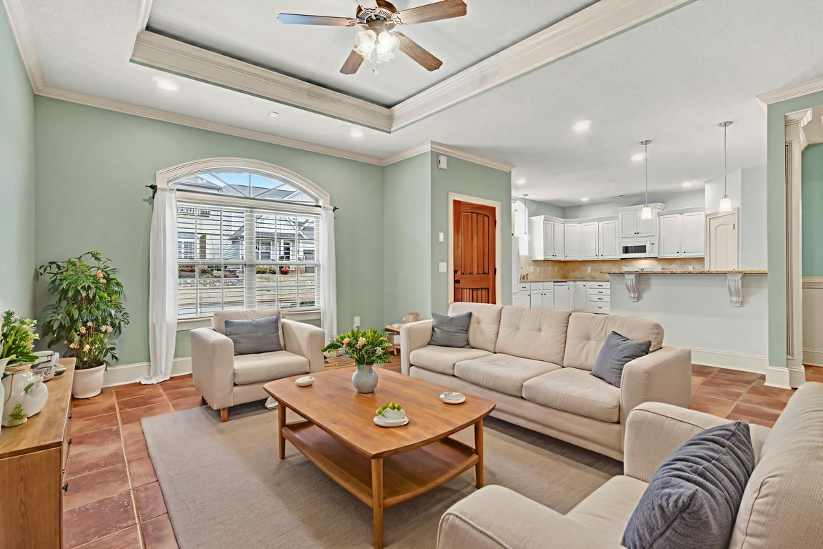 next background image