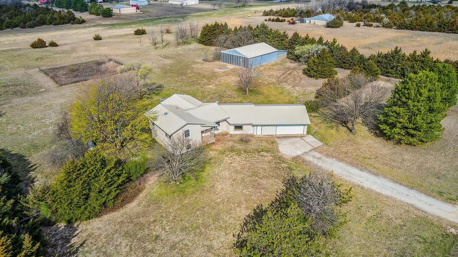 8381 Kansa Ln, Udall, KS 67146 Zillow