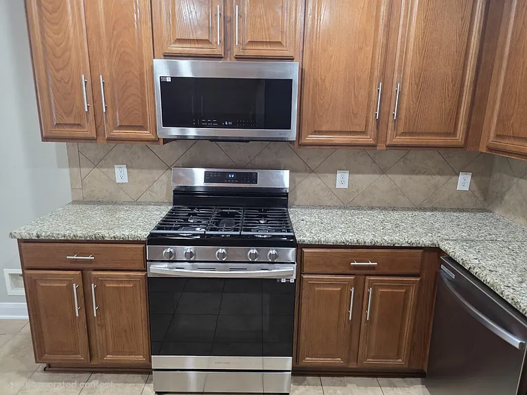 3011 Crescent Oaks Park Ln — Photo 5