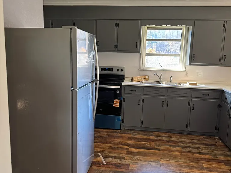 116 Cole St — Photo 10