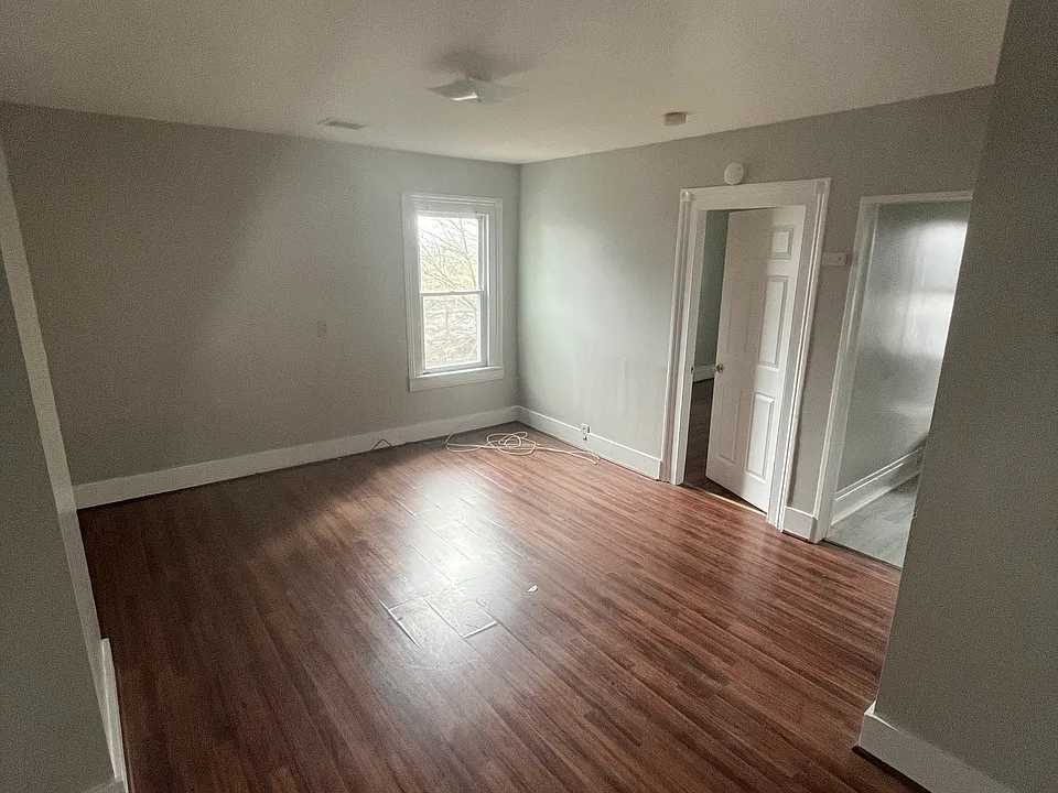 749 Arctic St #2