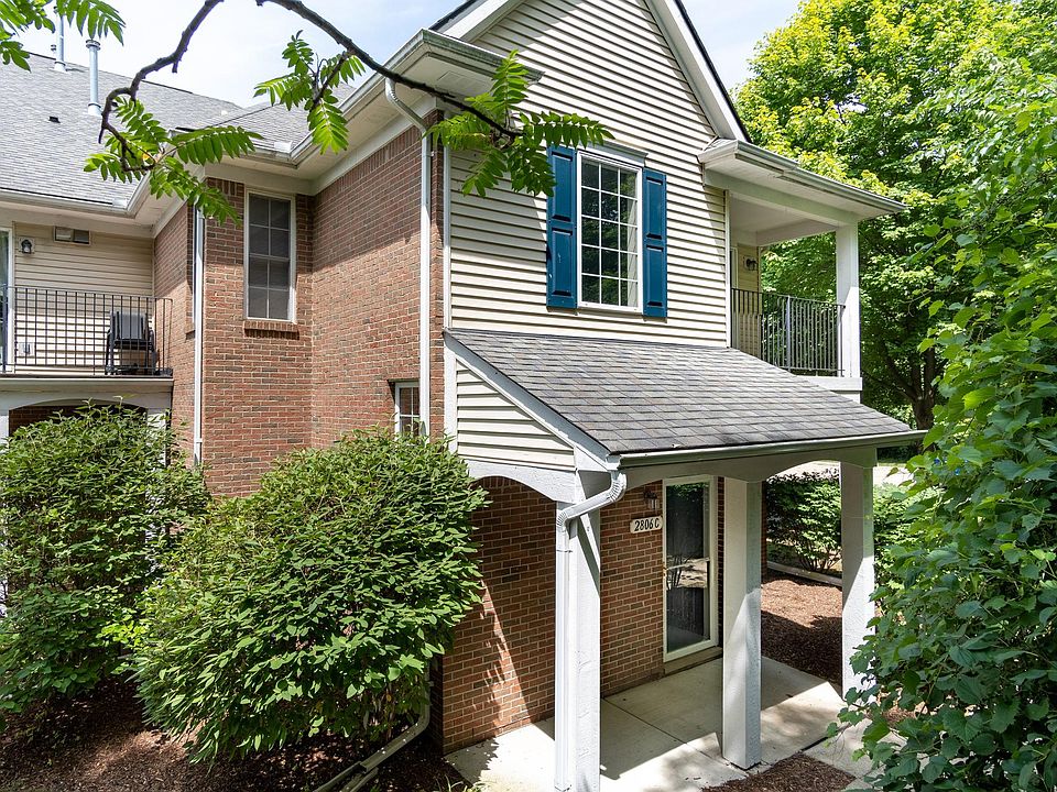 1st image of 780 Amberly Dr Unit C