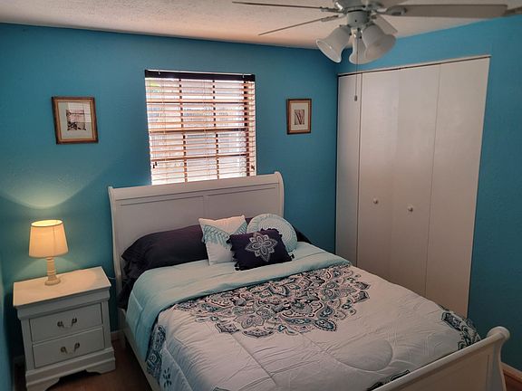 3rd image of 2518 Lorraine St