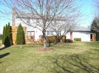 3472 Crystal Ln, Lancaster, PA 17601