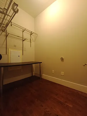 Rented by City Vista Inc | media 4