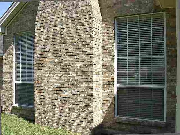 3rd image of 11154 Greenwood Pl