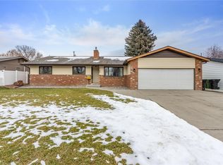 1745 Parkhill Dr, Billings, MT 59102