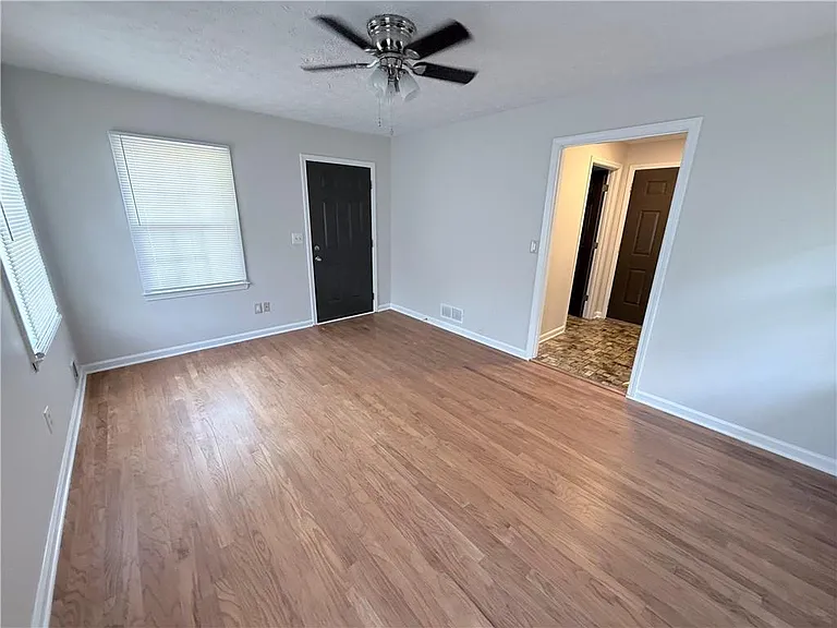 40 Salem Rdg — Photo 21