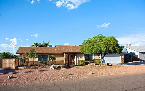908 E Mesquite Ave Photo 1