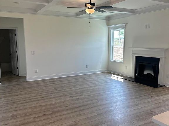 3rd image of 805 Harley Farms Dr