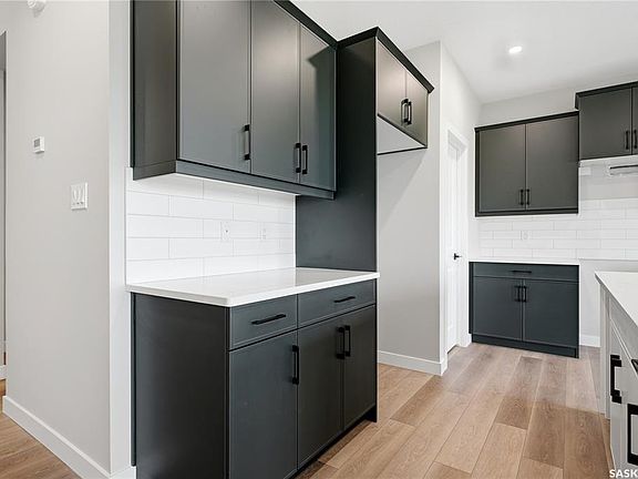 3rd image of 3172 Favel DRIVE