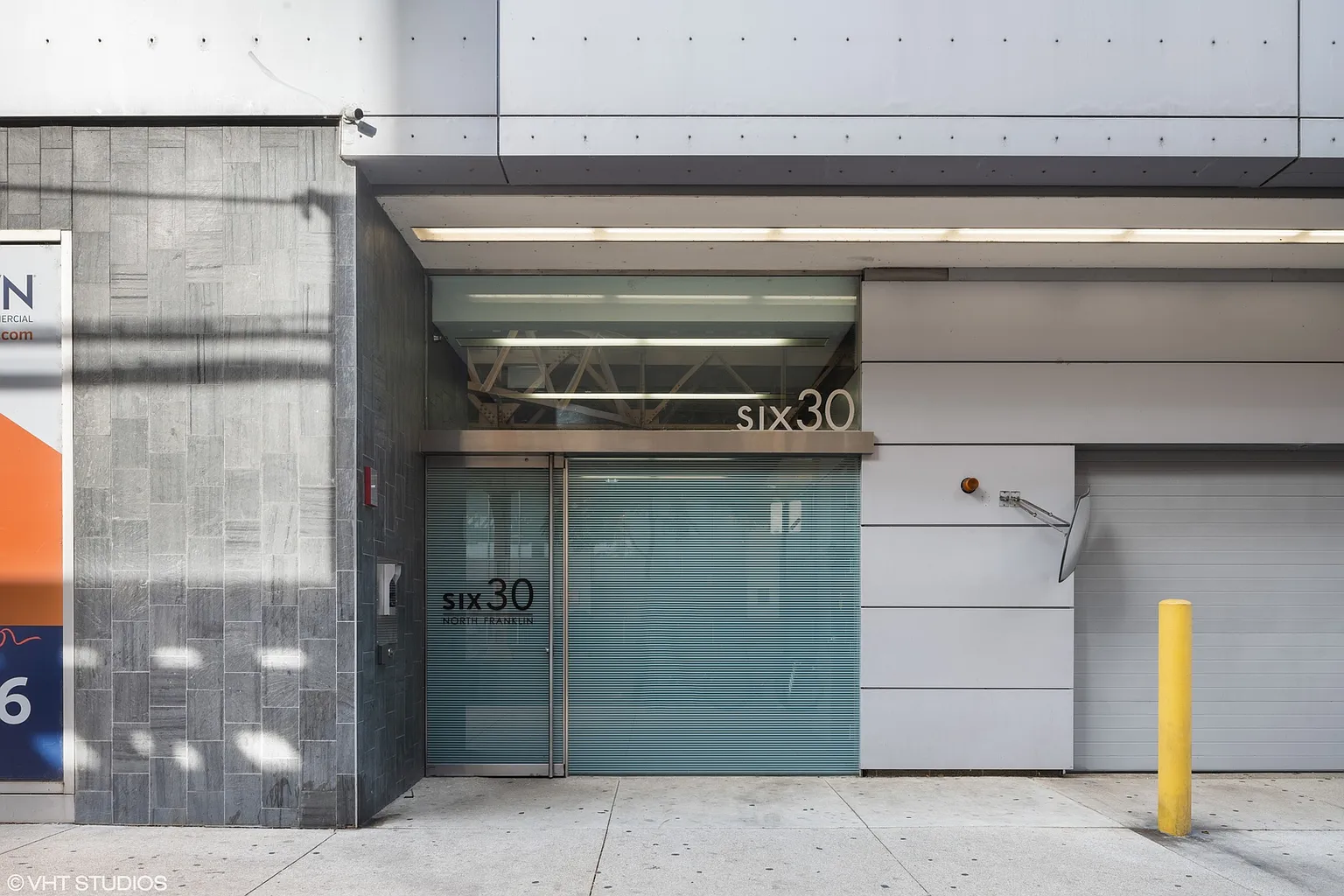 630 N Franklin St APT 1101 photo 1