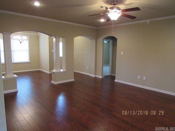 3rd image of 2755 Gladstone Dr