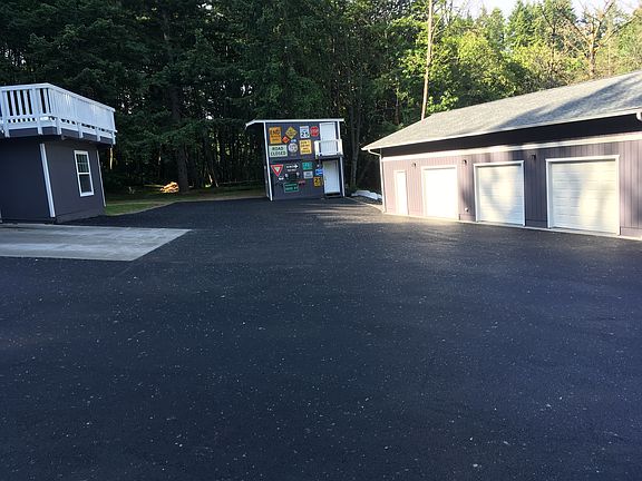 2nd image of 2431 McAtee Dr