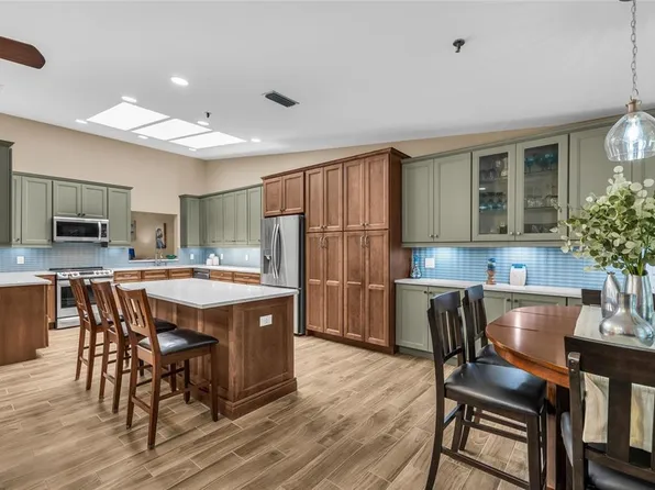 2350 Harbour Oaks Dr, Longboat Key, FL 34228