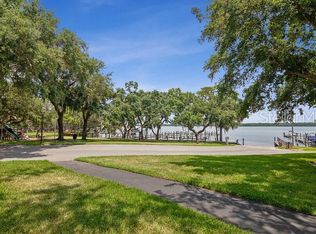 3570 Shoreline Cir, Palm Harbor, FL 34684