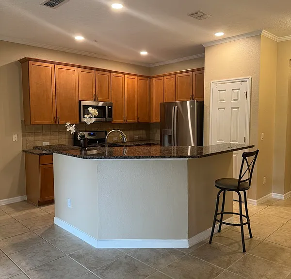 839 Assembly Ct — Photo 44